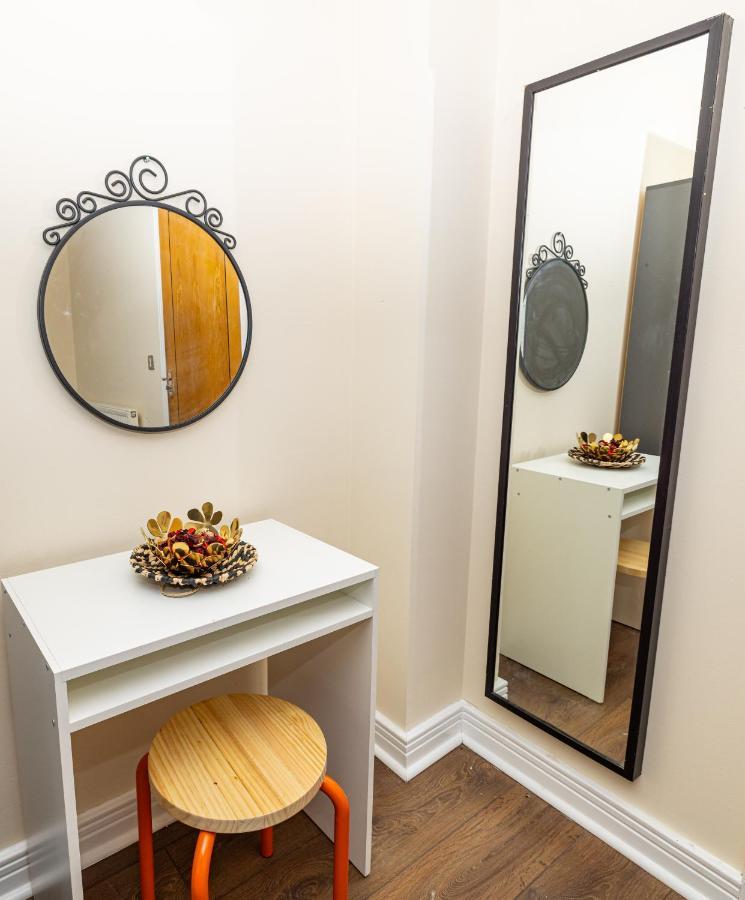 Nice Room Close To City231 ロンドン エクステリア 写真